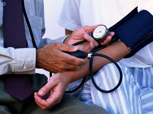 āĻāĻāĻāĻž Blog āĻšāϤ⧠āĻĒāĻžāϰ⧠āĻāĻĒāύāĻžāϰ Hypertension Management āĻāϰ āĻāύā§āϝ āϝāĻĨā§āώā§āĻ !!